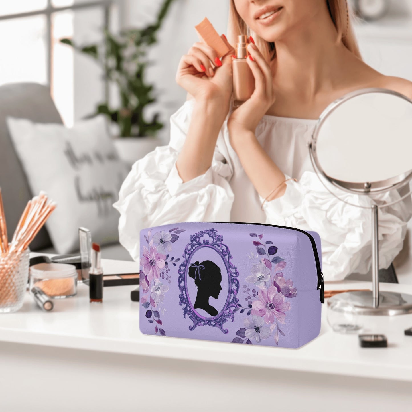Bridgerton Travel Bag-Lilac
