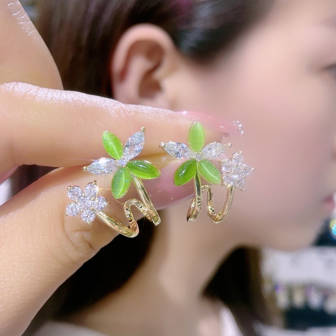 Green Rhinestones earrings