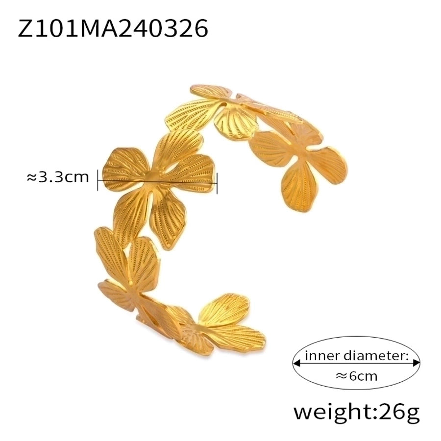 Modern Spray Flower Bangle