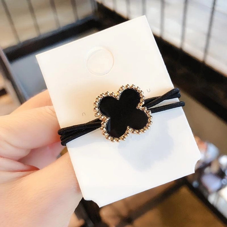 Clover Hair Tie