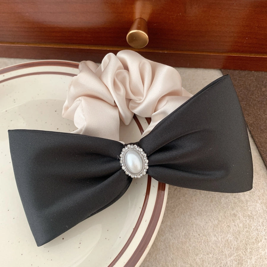 Vintage Pearl Bow Knot Hair Tie